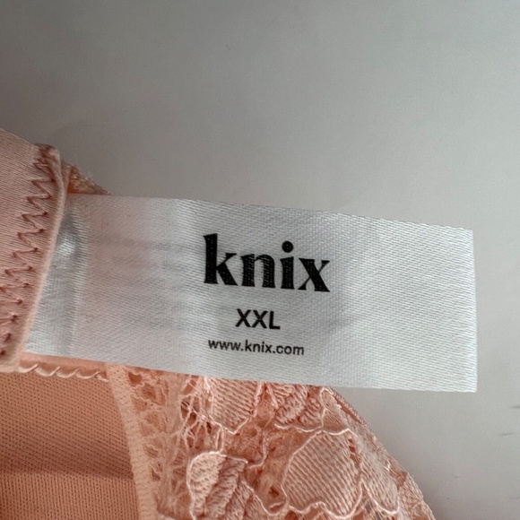 Knix Lace Deep V Bralette Size XXL Peach Lightweight Thin Adjustable Straps - Picture 5 of 5